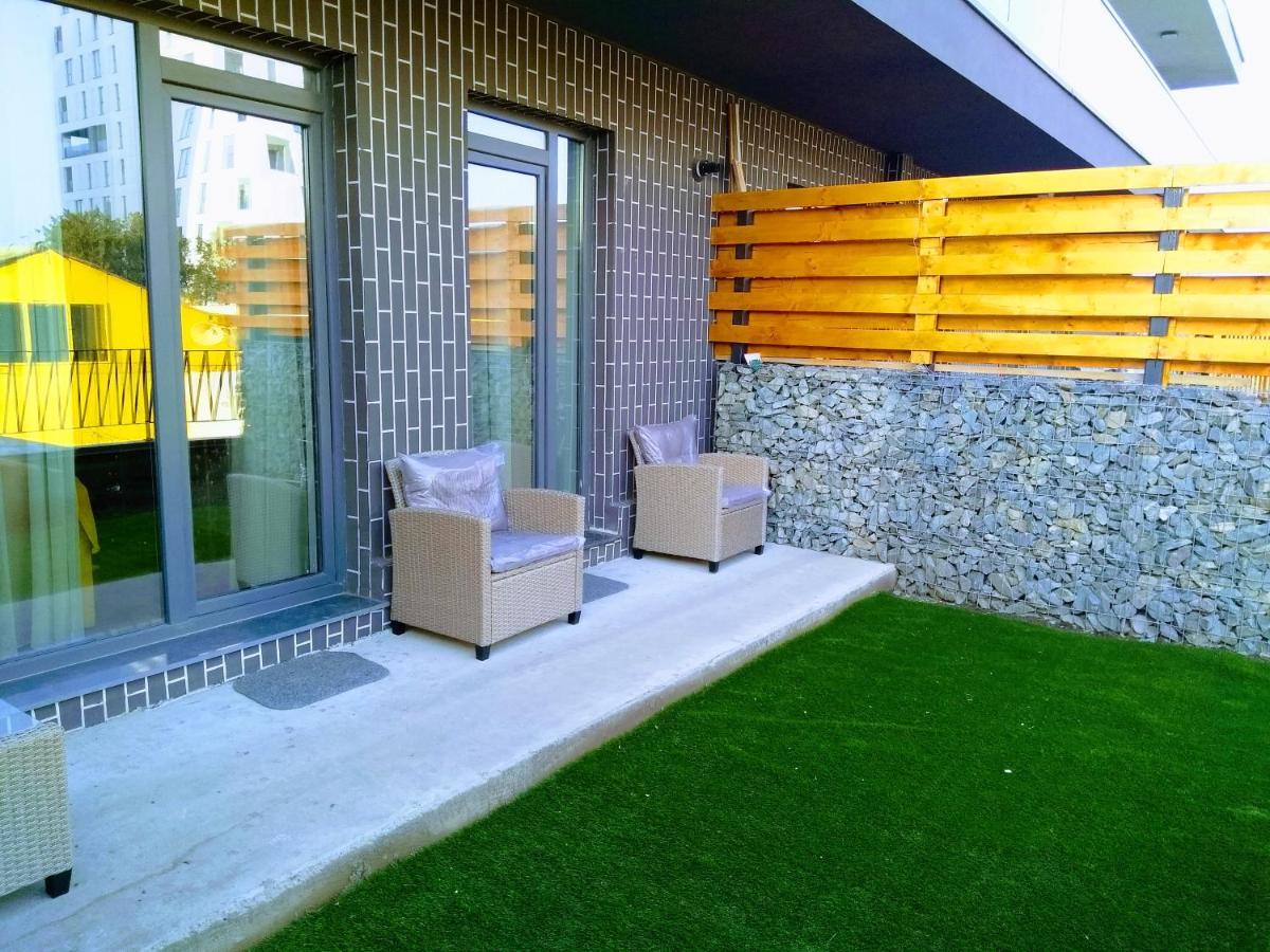 Studio Oxford-Campus Sat Vacanta Constanta Ngoại thất bức ảnh