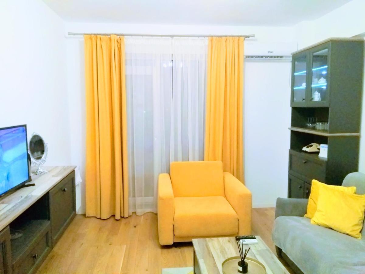 Studio Oxford-Campus Sat Vacanta Constanta Ngoại thất bức ảnh